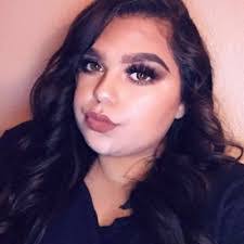 Amy Spraggins's Instagram, Twitter & Facebook