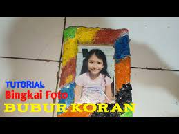 Teknik ini dapat digunakan untuk membuat karya dari bahan semen, gipsum, dan lain sebagainya. Cara Membuat Bingkai Foto Dari Bubur Kertas Atau Bubur Koran Lihat Tutorialnya Youtube