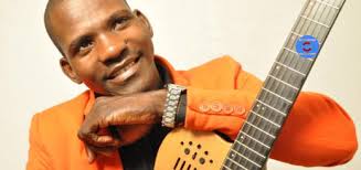 Baxaki musica gospel angolanas / baixar musicas mais tocadas angolanas julho 2021 musicas mais tocadas : Padre Proibe Musicas De Miguel Buila Club K Angola Noticias Imparciais De Angola