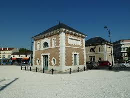 Produits, promotions, spécialisation, services, horaires, informations pratiques, contact. Les Pavillons Sous Bois Wikipedia