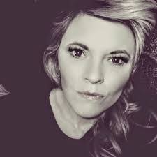 Bethany Radloff's Instagram, Twitter & Facebook