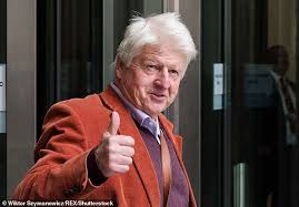 Boris johnson's trendy new hairstyle was down to a nervous barber who took off more than he should have, it emerged yesterday. Ex Hairdresser Mp Says Boris Johnson Has Been Dyeing His Hair Daily Mail Online