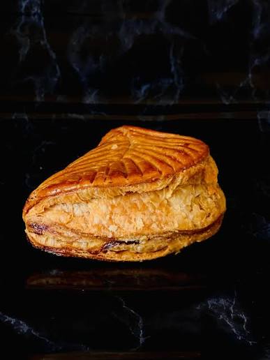 Chausson aux pommes maison — Au Four de Jeanne