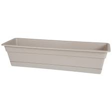 A simple window flower box and diy window planter box can increase your home's curb appeal and deepen its connection to nature — all while staying on budget. Plastic Window Box Planter Rectangular For Indoor And Outdoor Use 16 Black Garden Baskets Pots Window Boxes Home Garden Worldenergy Ae