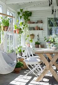 Add more living space to your home by turning an entryway into a cozy foyer. 23 Cozy And Bright Sunroom That Filled With Light