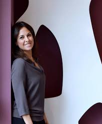 Mara torres la vida imaginaria. Premio Planeta Pareja De Medico Y Fan De Las Plantas Asi Es Mara Torres La Cara Que Deja La 2 Noticias