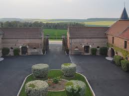 Elle obtient en 1482 qu'il lui soit apporté en dot lors du mariage de marguerite de bourgogne avec le. Traiteur Et Lieux De Reception Dans Le Pas De Calais 62 Le Filet Mignon