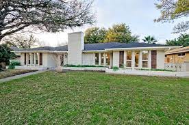 Is listed at $850,000, and an. Outstanding Renovation From Flash Back To Fantastic Ranch House Exterior Ranch Style Homes Ranch Exterior