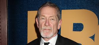 The Wizard Of Lies' Production Designer Discusses Madoff's Psychology