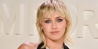 Miley cyrus — angels like you (plastic hearts 2020). Miley Cyrus Reposts People Recreating Her Makeup Look From The Midnight Sky Music Video Allure