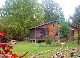 Cabin rentals on current river mo. Round Spring Retreat Guesthouse Eminence Missouri Secluded Cabin Lodging
