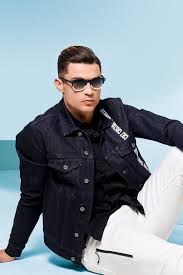 Do you start your game thinking that you're going to get the victory this time but you get sent back to the lobby as soon as you land? Cristiano Ronaldo Official Website