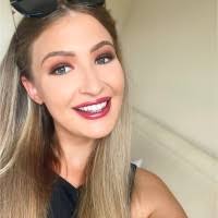 Fern Hutchings's Instagram, Twitter & Facebook