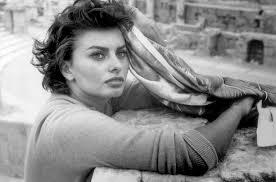 20 eylül 1934'de, roma'da dünyaya geldiği zaman ismi sophia loren değil sofia villani. Sophia Loren Portrat Einer Diva F 2018 Streams Tv Termine News Dvds Tv Wunschliste