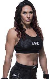 Cathilee deborah cat zingano is an american mixed martial artist, currently signed to bellator mma, competing in the women's featherweight. Cat Zingano Ufc