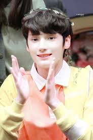 190316 1st Fansign #TXT #투모로우바이투게더 #TOMORROW_X_TOGETHER #HUENINGKAI cr:  Providence0814