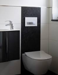 Badezimmer in grau einrichten 40 ideen fur badfliesen mobel und co. Badezimmer Fliesen Haarmeyer