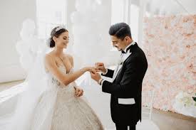 Staffel gntm, scheint momentan einfach alles perfekt zu nach der rasanten verlobung folgte auch schon die hochzeit. Betty Taube Koray Gunter Vip Hochzeit