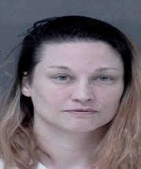 Deidre Basham's Instagram, Twitter & Facebook