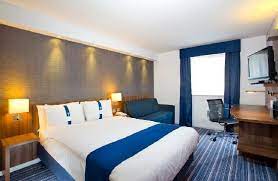 A bar and a town's nightlife as an extra. Holiday Inn Express London Gatwick Crawley 76 9 9 Updated 2021 Prices Hotel Reviews England Tripadvisor