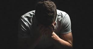 With all the excruciating pain in the world, immediate relief or solace comes only when once you start dating again. How Soon Can You Start Dating Again After A Breakup