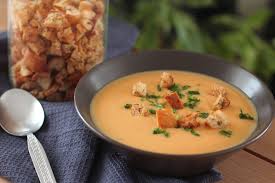 Veloute De Choux Fleur Patate Douce Avec Croutons En 2020 Veloute Chou Fleur Soupe Choux Fleur Chou Fleur