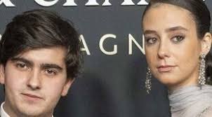 Victoria Federica ejerce de royal influencer en la inauguración del SIMOF  2022 junto a Jorge Bárcenas