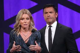 Mark consuelos , 50, and kelly ripa. Kelly Ripa And Mark Consuelos Split Days Before Their Wedding