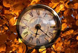 Ora se schimbă de două ori pe an, o dată se trece la ora de iarnă și o dată se trece la ora de vară. Ora De Iarna 2018 Cand Se Schimba Ora Si Cum Te Afecteaza Acest Lucru