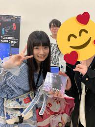 星名はる♡アイロボ on X: 🌸さくらもどき🌸さんの新譜 Dawn ゲットできましたぁ ジャケット 歌 作詞 をしている やみこさんにもお会いできてとても嬉しすぎました（  ; ; ）！ やみこさんすごすぎる… 歌詞もジャケットも曲も素敵でゲットできて良かったすぎます ...