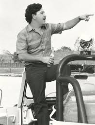 During the height of the cocaine trade in the mid '80s, pablo escobar was one of the richest men alive with a net worth of $30 billion. Tour Familia Pablo Escobar Medellin Aktuelle 2021 Lohnt Es Sich Mit Fotos
