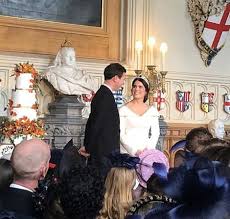 Princess eugenie has shared a sweet photo of her and husband jack brooksbank's baby boy august. Fotos Do Almoco E Recepcao De Casamento Da Princesa Eugenie Noiva Com Classe Noiva Com Classe
