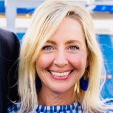 Elizabeth Perry (@Elizabeth3Perry)