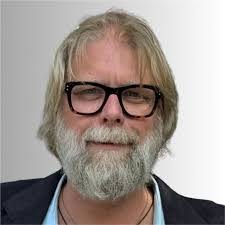 Erik Pack's Instagram, Twitter & Facebook