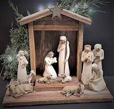 Amazon Com Handcrafted Creche For Willow Tree Nativity Set Handmade Willow Tree Nativity Willow Tree Nativity Set Nativity Set