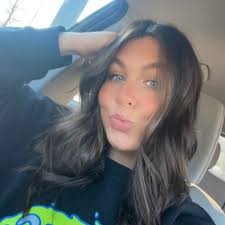 Christina LaBertew (@_Random_Wonder_)