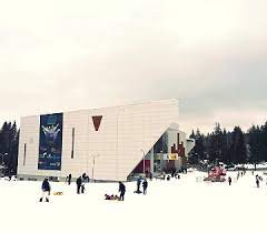 Echipa centrului de agrement și divertisment poiana brașov. Centrul De Agrement Èi Divertisment Sau Cum Ne Mai DistrÄm In Poiana BraÈov