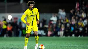 VÍDEO: Renato Veiga expulso com vermelho direto após uma rasteira a Yamal