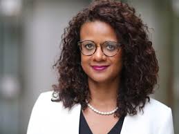 Líder do YouTube na América Latina fala sobre multiculturalidade no Dia da  Mulher