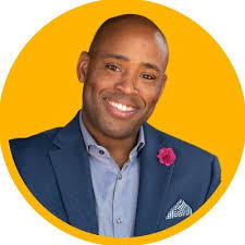 Adrian Parker's Instagram, Twitter & Facebook