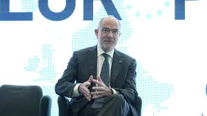 Dannii harwood onlyfans British MILF Dannii Harwood JOI