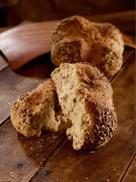 Kernen Vital Brot Backrezepte Lebensmittel Essen Einfach Backen