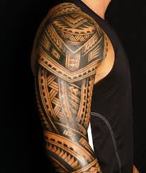 49 Maori Tattoo Ideen Die Wichtigsten Symbole Und Ihre Bedeutung Oberarm Tattoo Manner Maori Tattoos Maorie Tattoo Oberarm