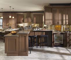 We suggest installing this type of kitchen cabinet molding for functionality as they deflect the light glare, while also adding a decorative touch. Concave Light Rail Moulding Omega Cabinetry