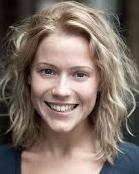 Kristy Oswald's Instagram, Twitter & Facebook