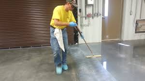 Determine the best garage floor sealers to seal or coat your garage floor based on what you need the coating to do. Covershield U140 Stain And Oil Resistant Concrete Sealer Semi Gloss