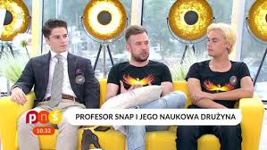 Stworzoną przez siebie figurkę lego, przedstawiającą olgę tokarczuk, utytułowany nauczyciel z sopotu przemysław staroń. Tvp Pl Telewizja Polska S A