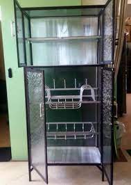 Jual Rak Piring Aluminium 4 Pintu Frame Coklat Kaca Es 75 165 Kaskus Rak Piring Kaca