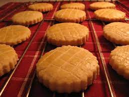 French Butter Cookies From Joy Of Baking Recipe Food Com Recipe Baking Baking Recipes Easy Cookie Recipes