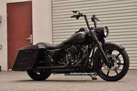 Pin By Wendal Peyton On Motorcycles Harley Davidson Harley Davidson Road Glide Road King